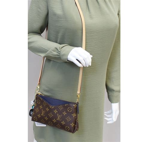 louis vuitton monogram clutch bag|louis vuitton monogram pochette bag.